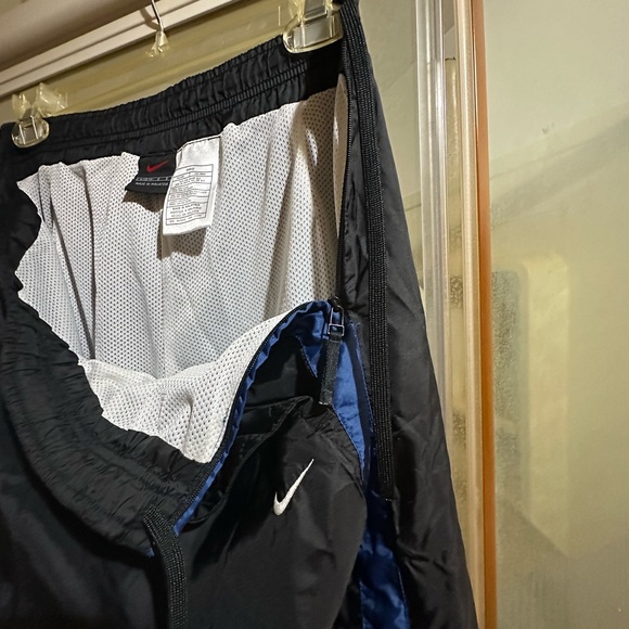 Vintage 1990’s Nike Men's Blue and Black Track Suit - Picture 9 of 14